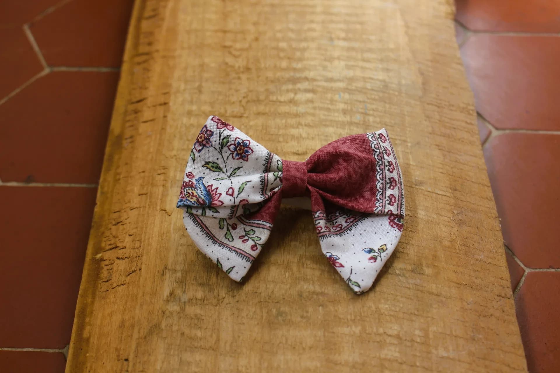 Grande barrette, Thelma